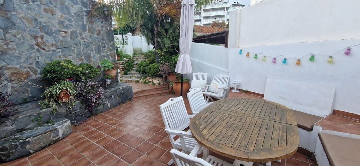 3 soveværelse Villa til salg i Fuengirola med swimmingpool garage - € 599.990 (Ref: 9597274)