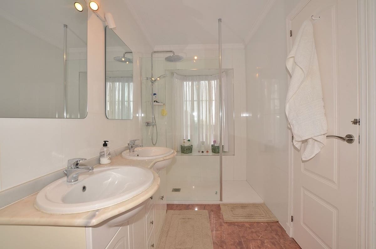 Casa de 2 habitaciones en Mijas en venta con piscina garaje - 369.000 € (Ref: 9636491)