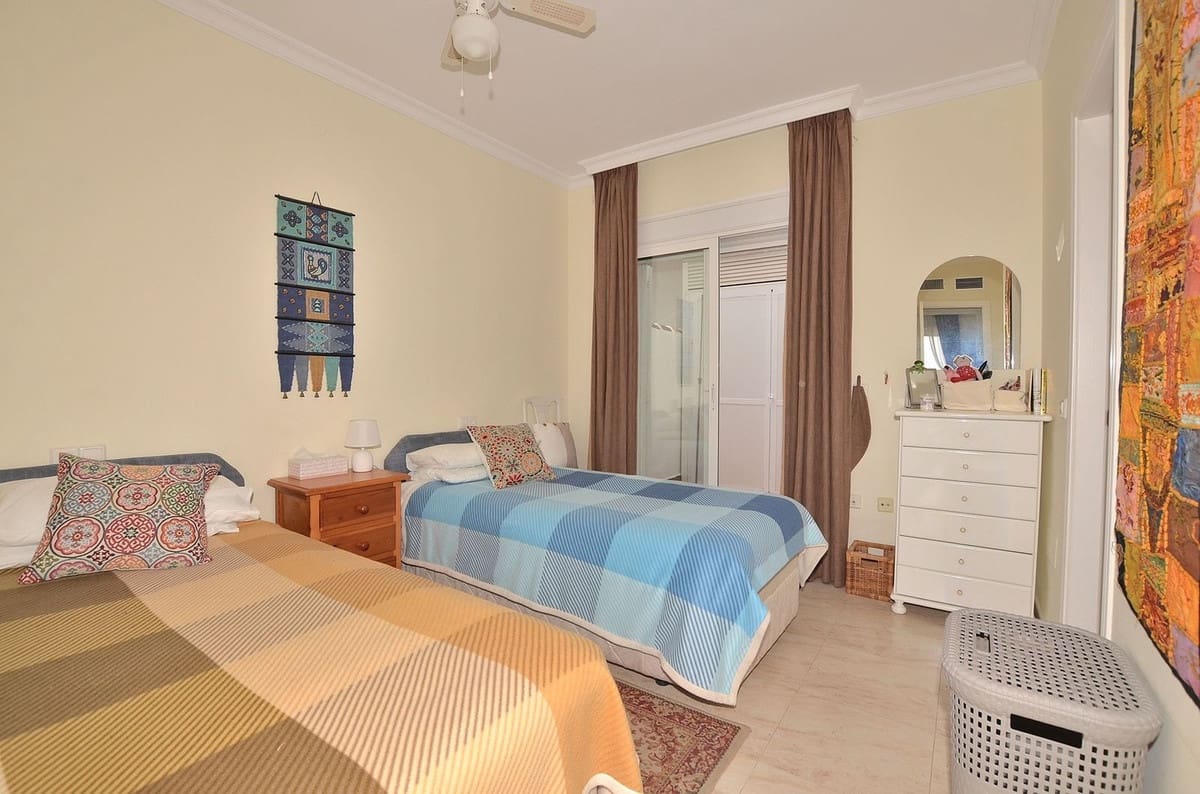 Casa de 2 habitaciones en Mijas en venta con piscina garaje - 369.000 € (Ref: 9636491)