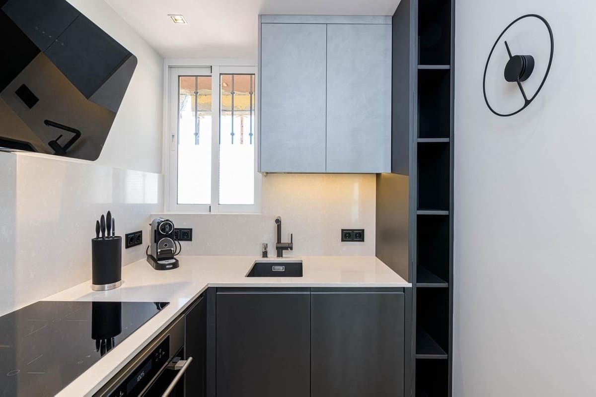 1 bedroom Apartment for sale in Fuengirola - € 370,000 (Ref: 9655707)