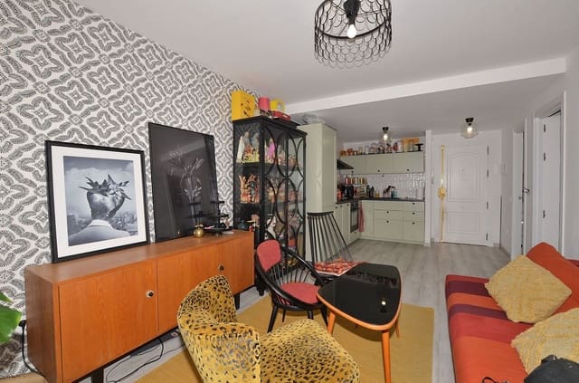 1 bedroom Penthouse for sale in Arroyo de la Miel, Benalmádena with pool garage - € 239,000 (Ref: 9665337)