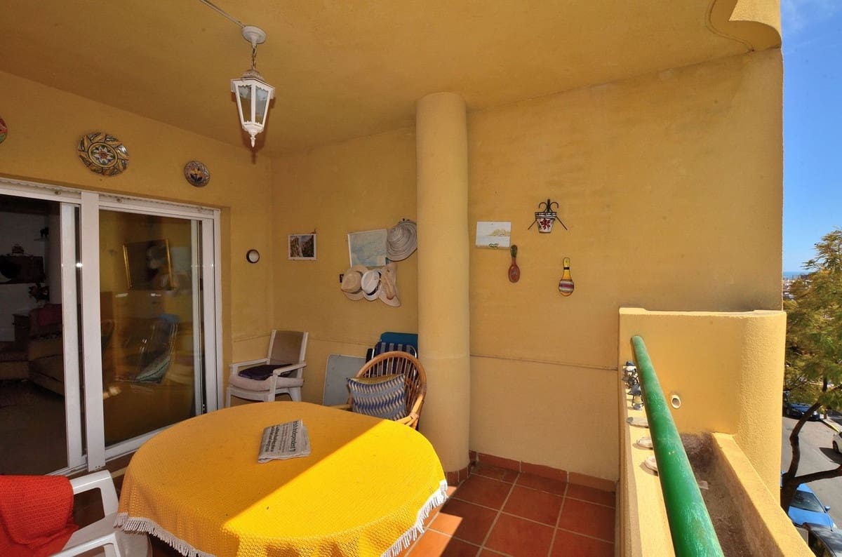 2 Zimmer Apartment zu verkaufen in Fuengirola mit Pool - 269.000 € (Ref: 9713563)