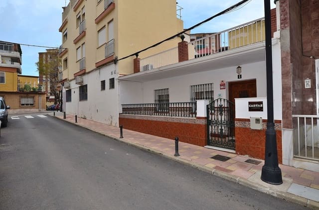 2 soverom Hus til salgs i Fuengirola - € 949 000 (Ref: 9721157)