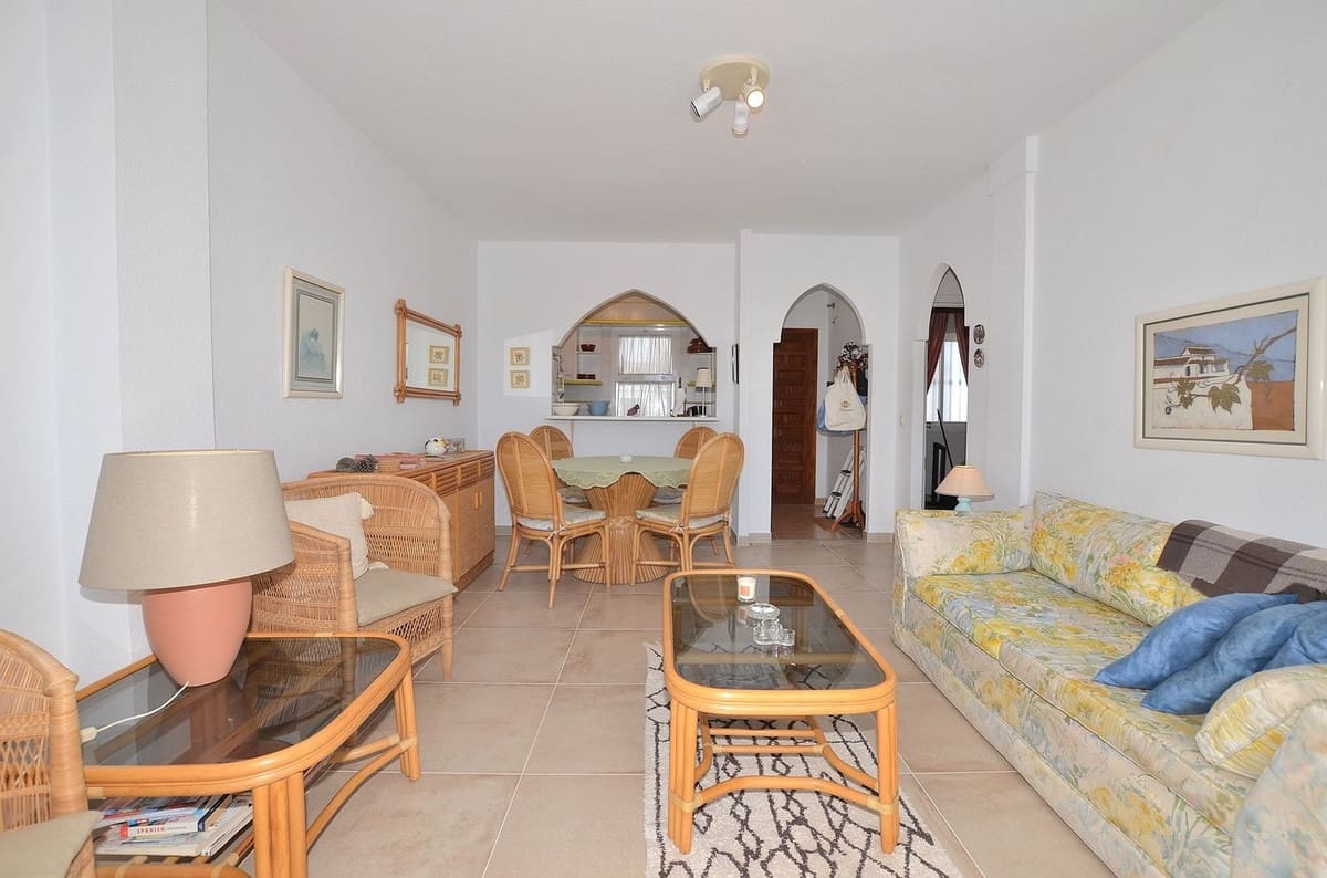 2 quarto Penthouse para venda em Fuengirola com piscina - 325 000 € (Ref: 9747289)