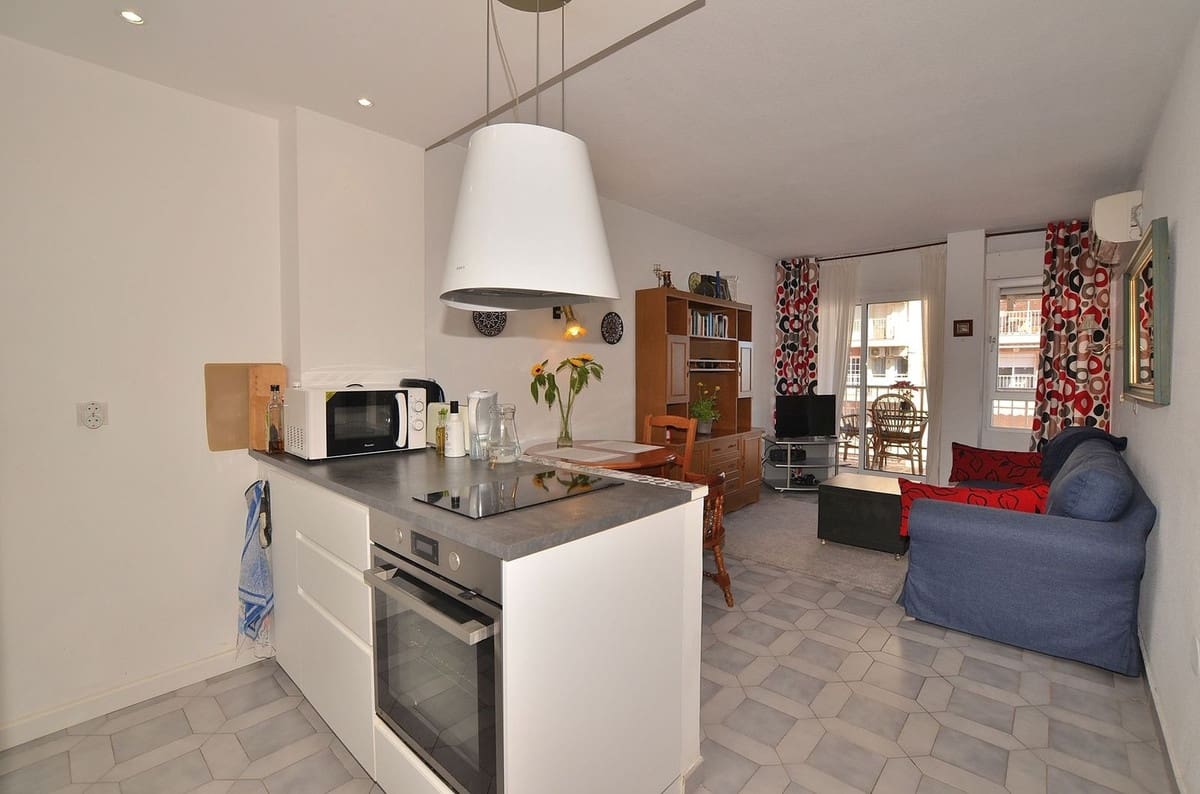 1 camera da letto Attico in vendita in Benalmadena Costa con piscina - 225.000 € (Rif: 9807245)