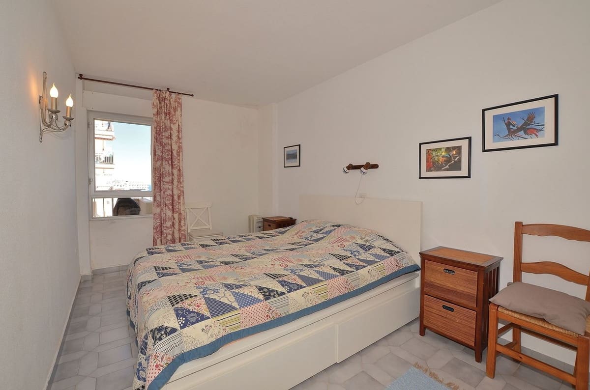 1 bedroom Penthouse for sale in Benalmadena Costa with pool - € 225,000 (Ref: 9807245)