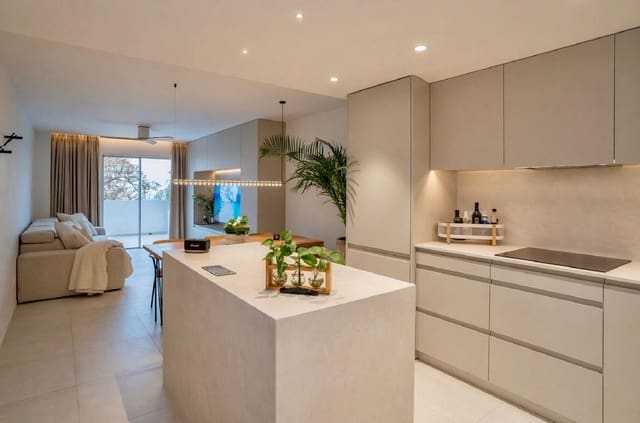 3 chambre Appartement à vendre à Benalmádena pueblo, Benalmádena avec piscine garage - 549 000 € (Ref: 9809464)