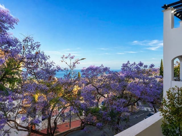 3 makuuhuone Huoneisto myytävänä paikassa Benalmádena pueblo, Benalmádena mukana uima-altaan 
autotalli - 539 000 € (Ref: 9809464)