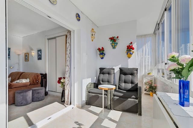 1 sypialnia Apartament na sprzedaż w Benalmadena Costa, Benalmádena z basenem - 245 000 € (Ref: 9818856)
