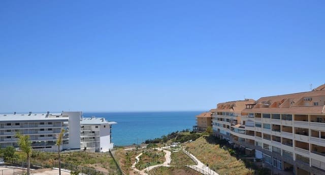 2 sypialnia Penthouse na sprzedaż w El Higuerón, Fuengirola z basenem garażem - 649 000 € (Ref: 9852166)