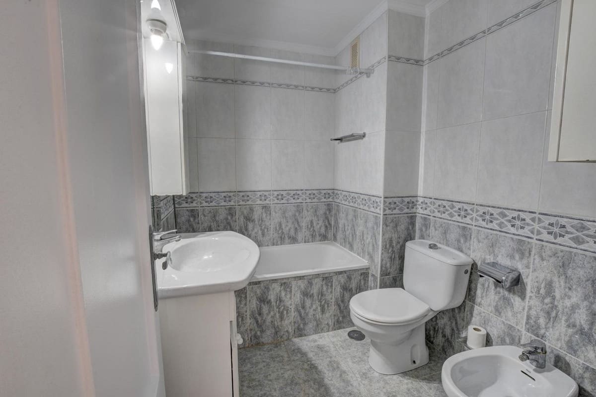 2 soveværelse Lejlighed til salg i Arroyo de la Miel med swimmingpool garage - € 289.000 (Ref: 9858736)