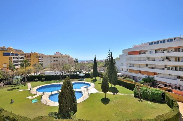 2 soveværelse Lejlighed til salg i Arroyo de la Miel, Benalmádena med swimmingpool garage - € 289.000 (Ref: 9858736)