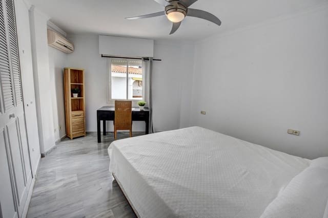 2 soveværelse Lejlighed til salg i Arroyo de la Miel, Benalmádena med swimmingpool garage - € 289.000 (Ref: 9858736)