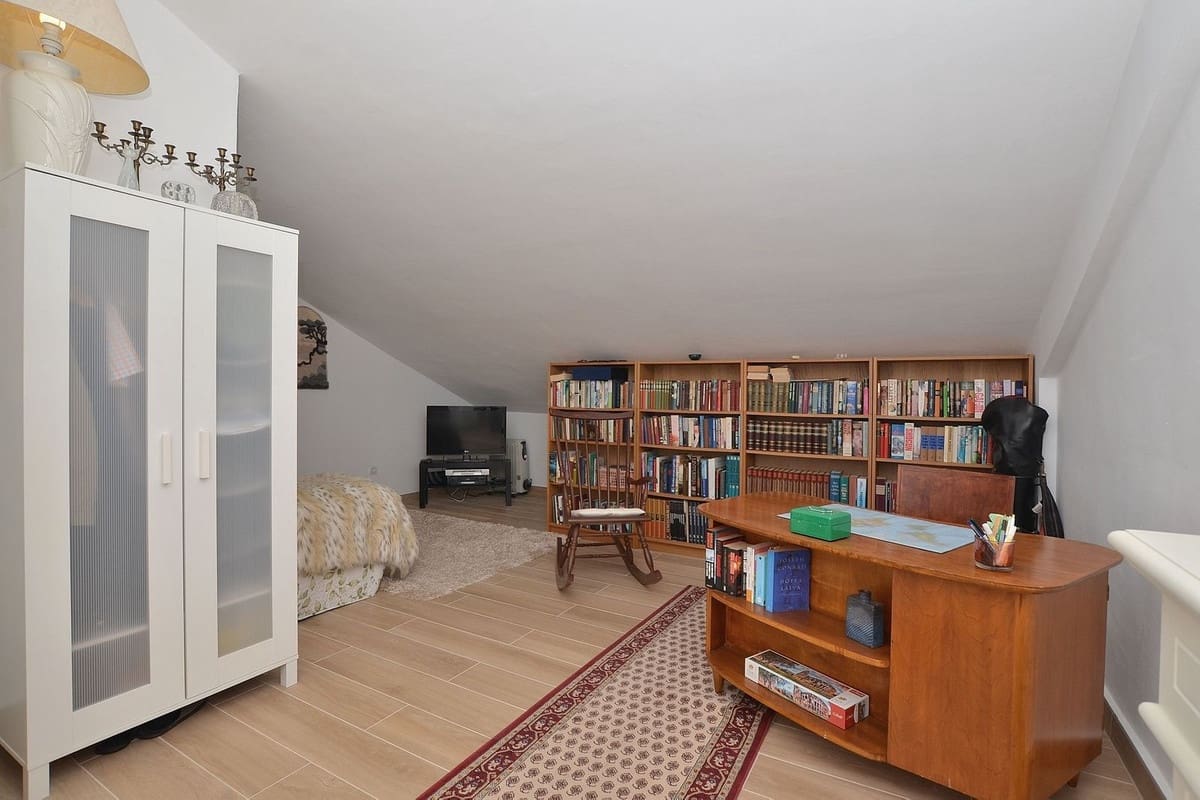 4 sovrum Hus till salu i Benalmadena Costa med pool garage - 525 000 € (Ref: 9915148)