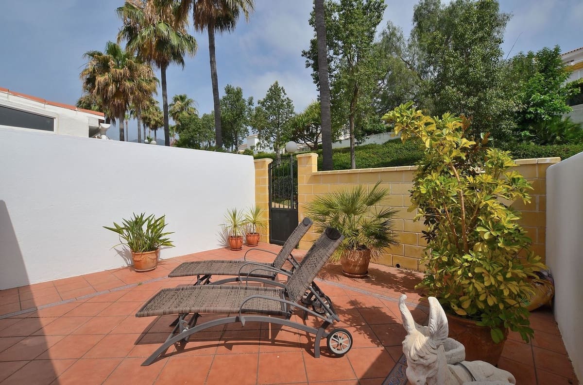 4 sovrum Hus till salu i Benalmadena Costa med pool garage - 525 000 € (Ref: 9915148)