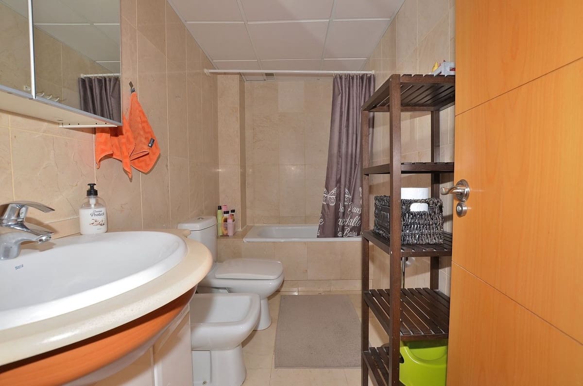 1 sovrum Lägenhet till salu i Benalmadena med pool garage - 269 000 € (Ref: 9945000)