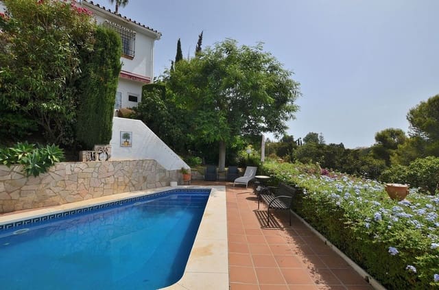 3 camera da letto Villa in vendita in Benalmadena Costa, Benalmádena con piscina - 870.000 € (Rif: 9976027)