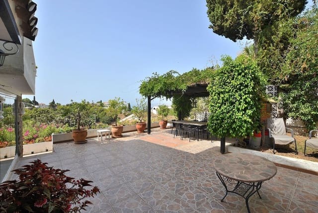 3 camera da letto Villa in vendita in Benalmadena Costa, Benalmádena con piscina - 870.000 € (Rif: 9976027)