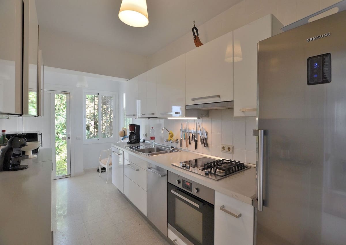 3 Zimmer Villa zu verkaufen in Benalmadena Costa mit Pool - 870.000 € (Ref: 9976027)