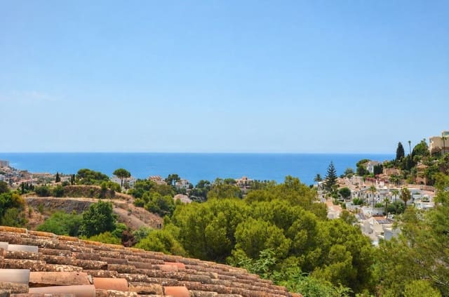 3 sypialnia Willa na sprzedaż w Benalmadena Costa, Benalmádena z basenem - 845 000 € (Ref: 9976027)