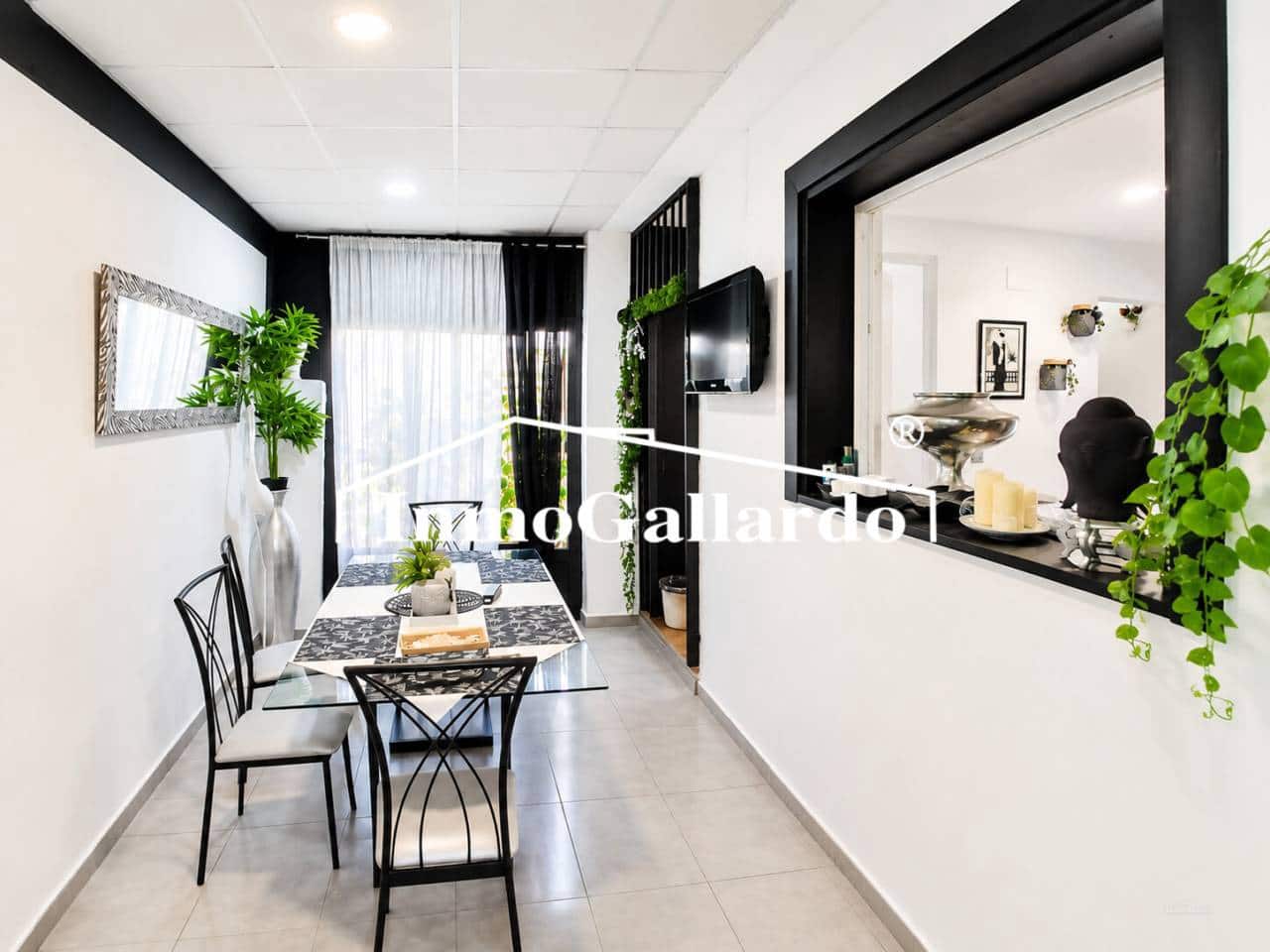 3 slaapkamer Rijtjeshuis te koop in Benagalbon met garage - € 355.000 (Ref: 10002498)