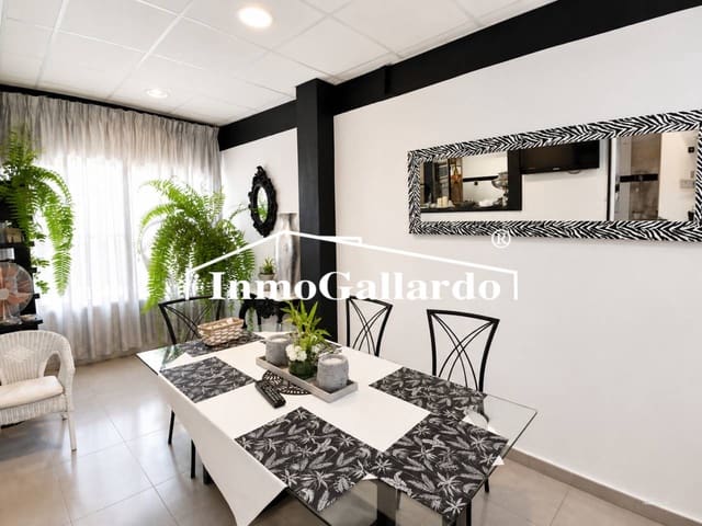 3 slaapkamer Rijtjeshuis te koop in Benagalbon, Rincón de la Victoria met garage - € 355.000 (Ref: 10002498)
