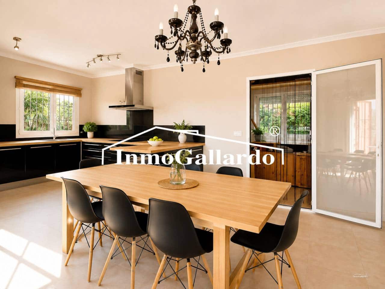 4 sypialnia Willa na sprzedaż w Miasto Malaga z basenem garażem - 1 520 000 € (Ref: 10014950)