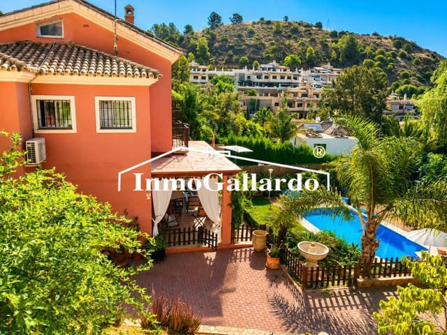 4 sypialnia Willa na sprzedaż w Miasto Málaga z basenem garażem - 1 520 000 € (Ref: 10014950)