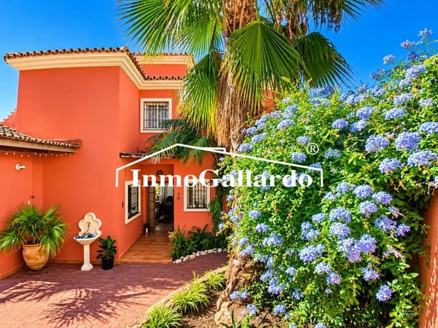 4 sypialnia Willa na sprzedaż w Miasto Málaga z basenem garażem - 1 520 000 € (Ref: 10014950)