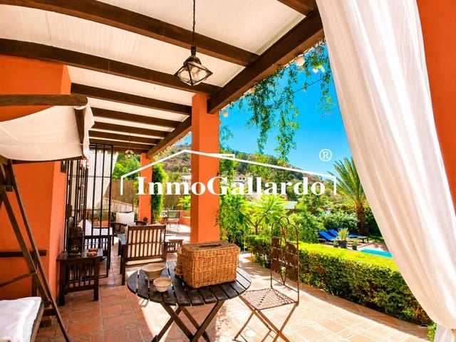4 sypialnia Willa na sprzedaż w Miasto Málaga z basenem garażem - 1 520 000 € (Ref: 10014950)