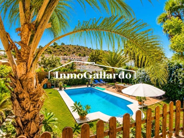 4 sypialnia Willa na sprzedaż w Miasto Málaga z basenem garażem - 1 520 000 € (Ref: 10014950)