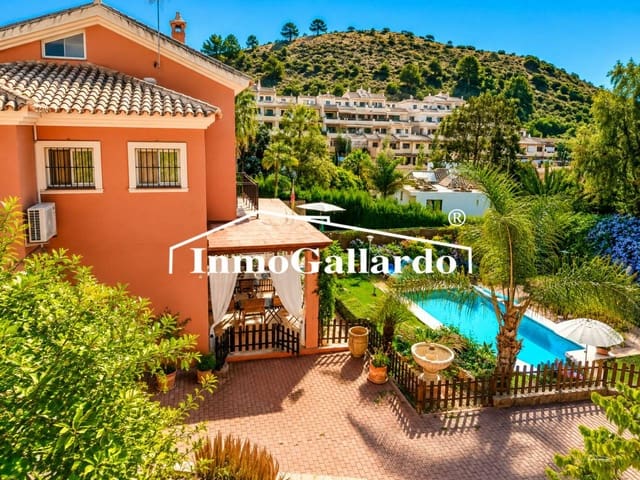 4 sypialnia Willa na sprzedaż w Miasto Málaga z basenem garażem - 1 520 000 € (Ref: 10014950)