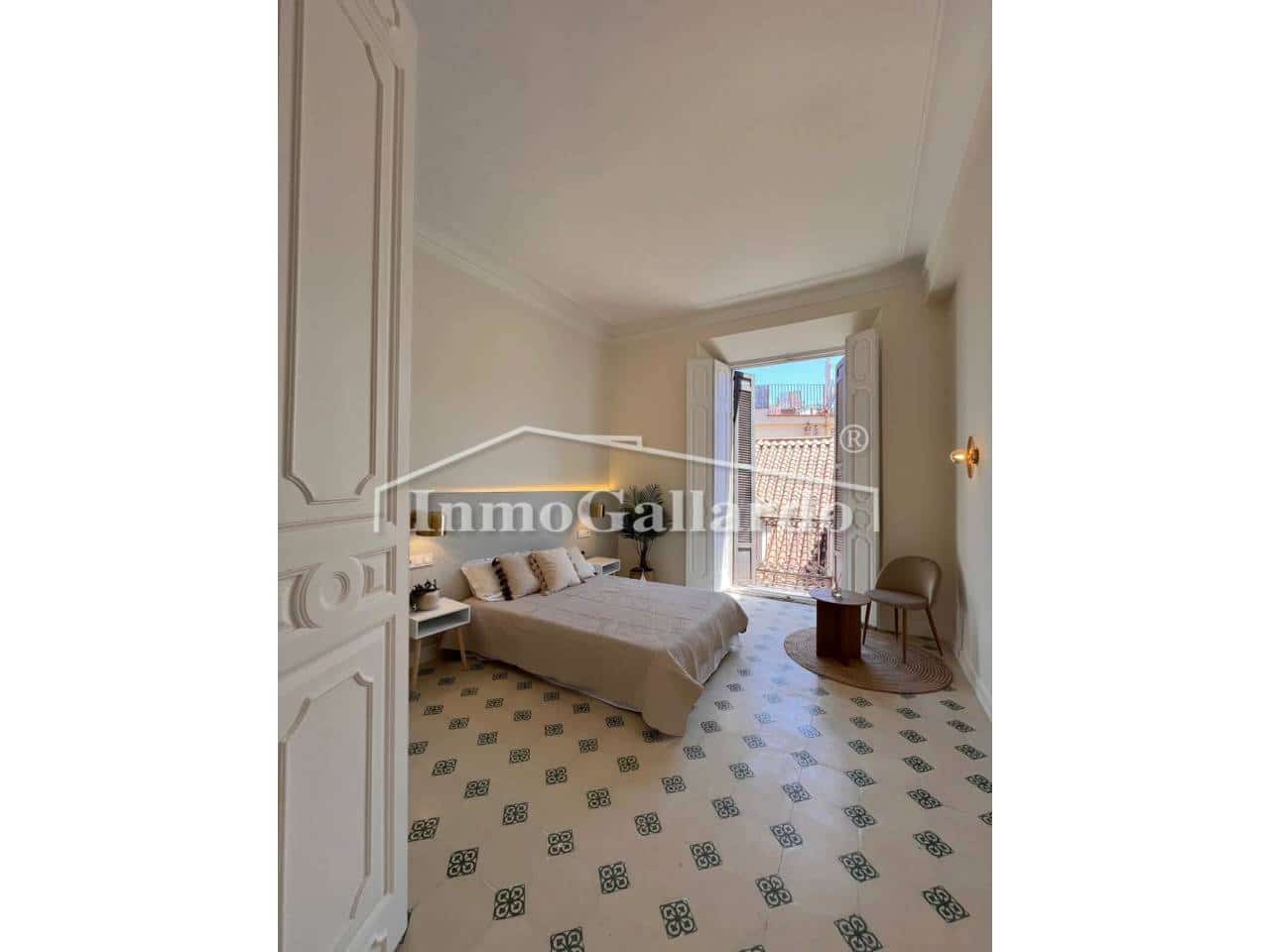 4 slaapkamer Flat te koop in Malaga stad - € 1.250.000 (Ref: 10016956)