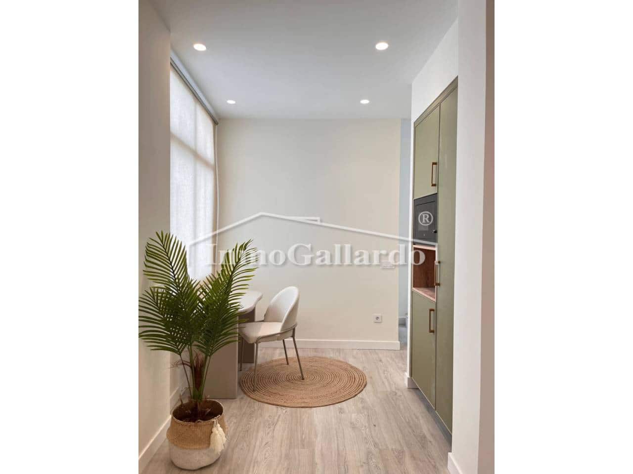 4 slaapkamer Flat te koop in Malaga stad - € 1.250.000 (Ref: 10016956)