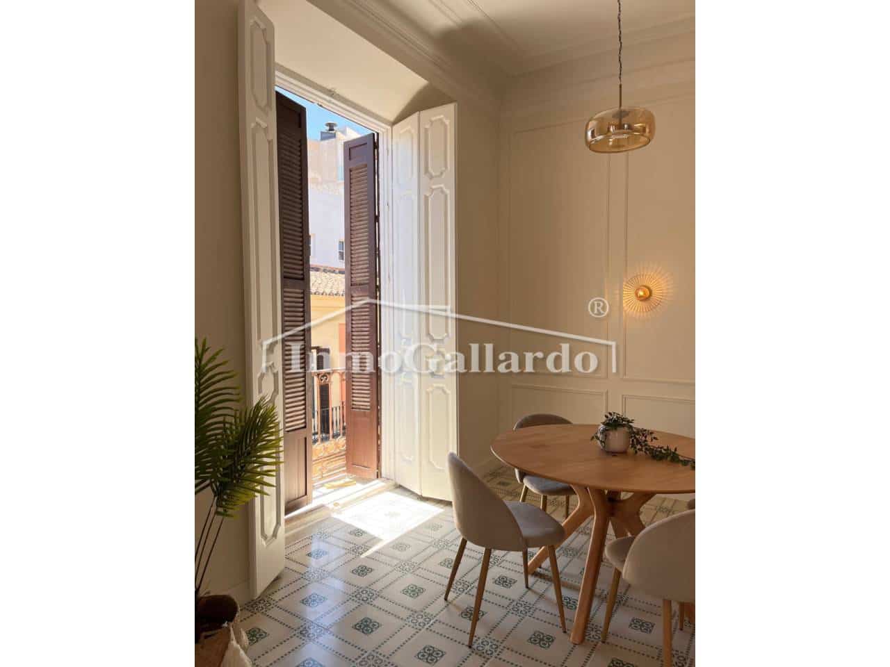4 slaapkamer Flat te koop in Malaga stad - € 1.250.000 (Ref: 10016956)