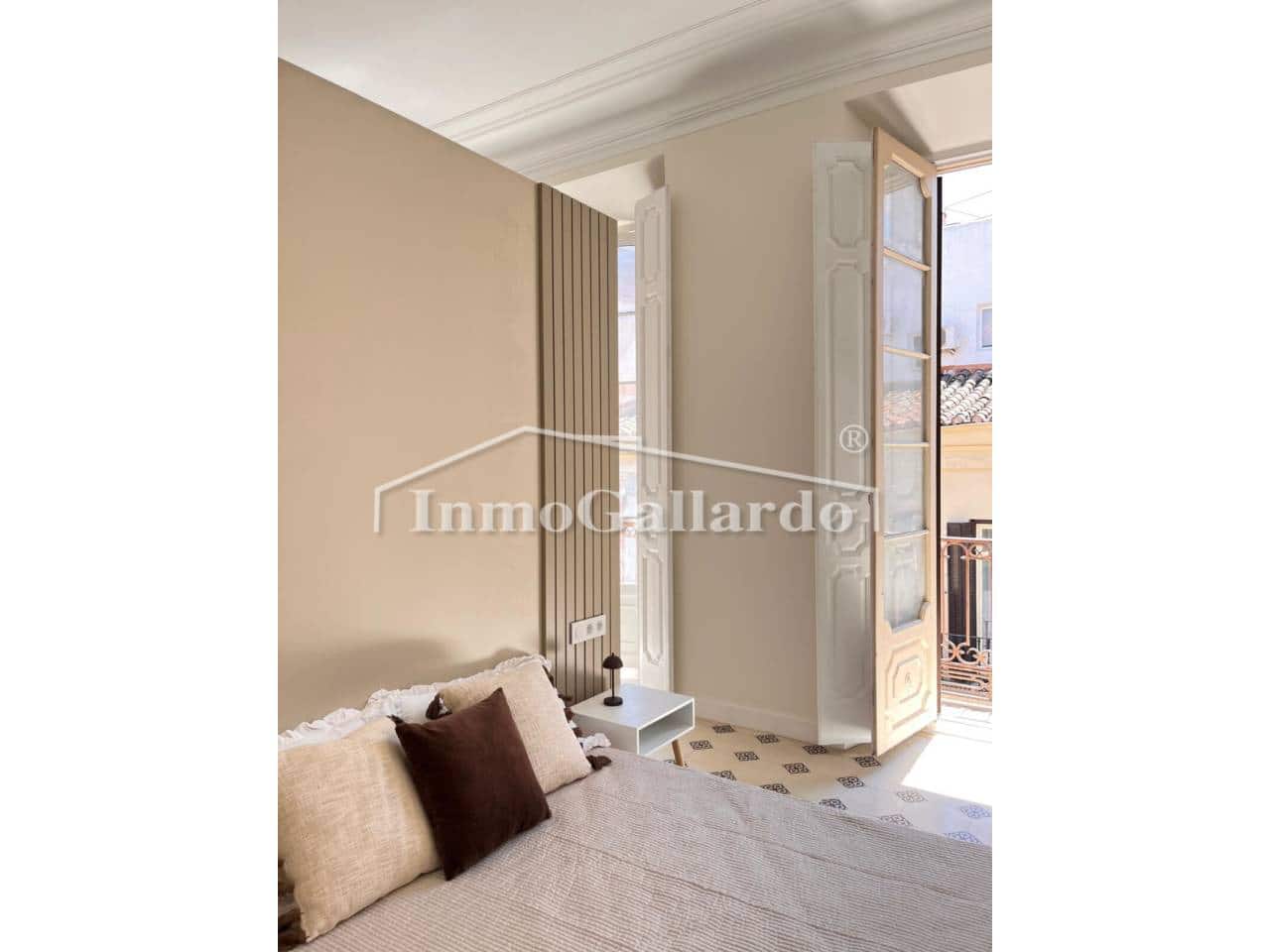 4 slaapkamer Flat te koop in Malaga stad - € 1.250.000 (Ref: 10016956)