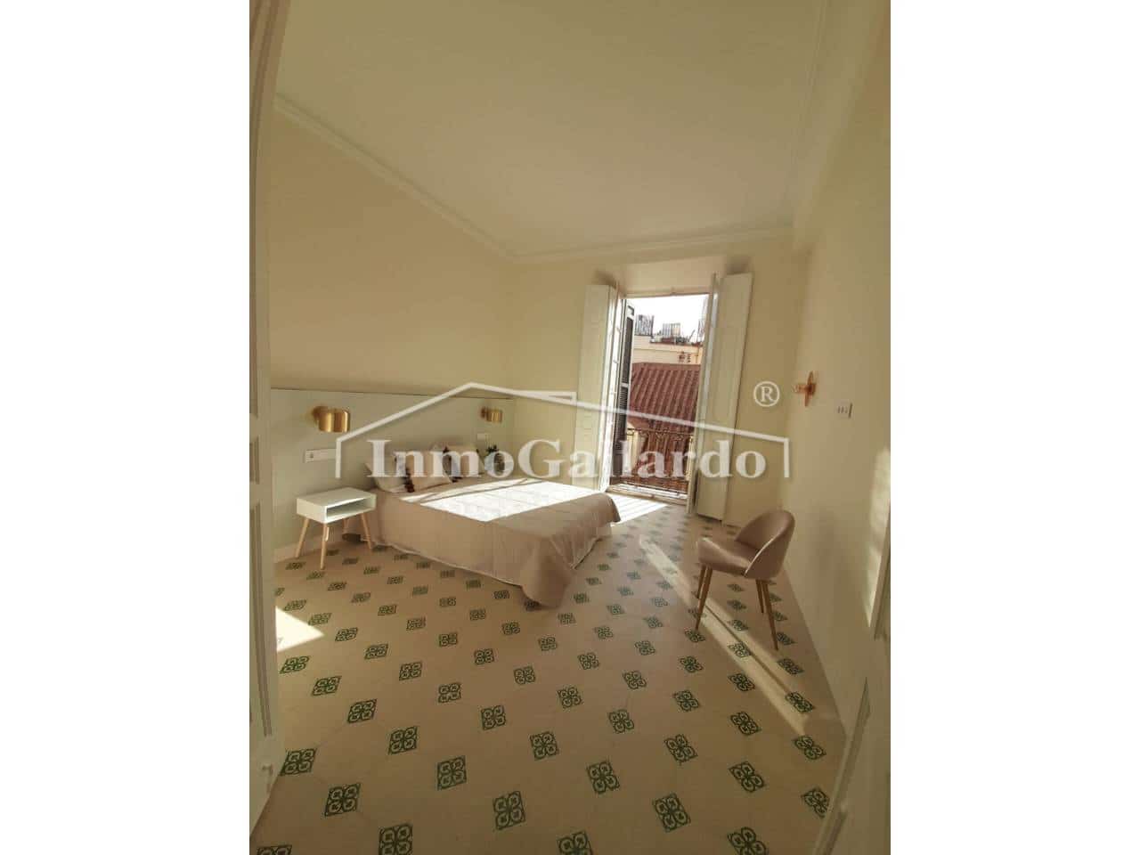4 slaapkamer Flat te koop in Malaga stad - € 1.250.000 (Ref: 10016956)