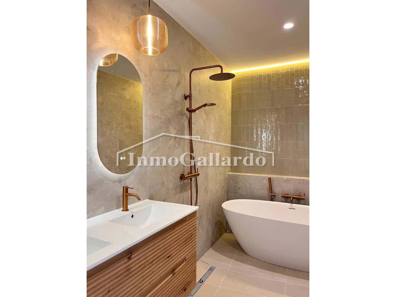 4 slaapkamer Flat te koop in Malaga stad - € 1.250.000 (Ref: 10016956)