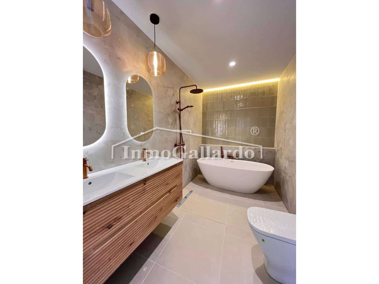 4 slaapkamer Flat te koop in Malaga stad - € 1.250.000 (Ref: 10016956)