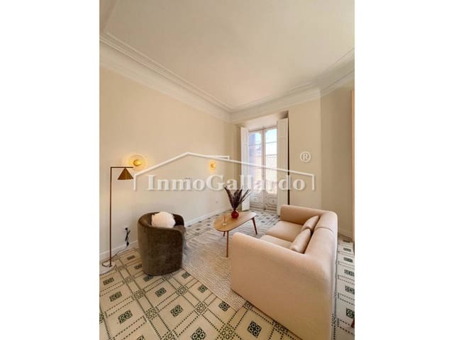 4 slaapkamer Flat te koop in Málaga stad - € 1.250.000 (Ref: 10016956)