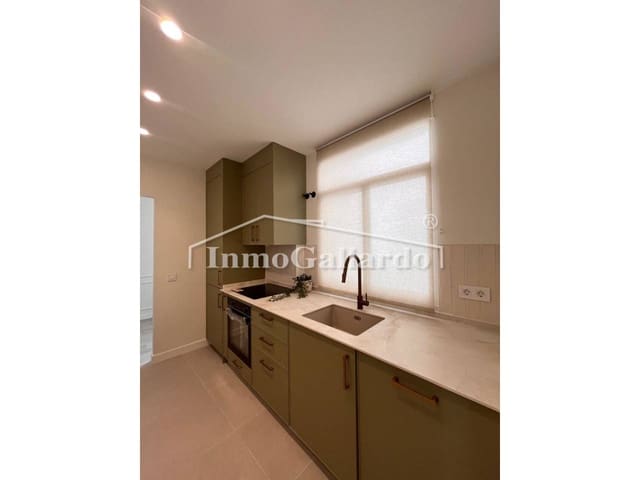 4 slaapkamer Flat te koop in Málaga stad - € 1.250.000 (Ref: 10016956)