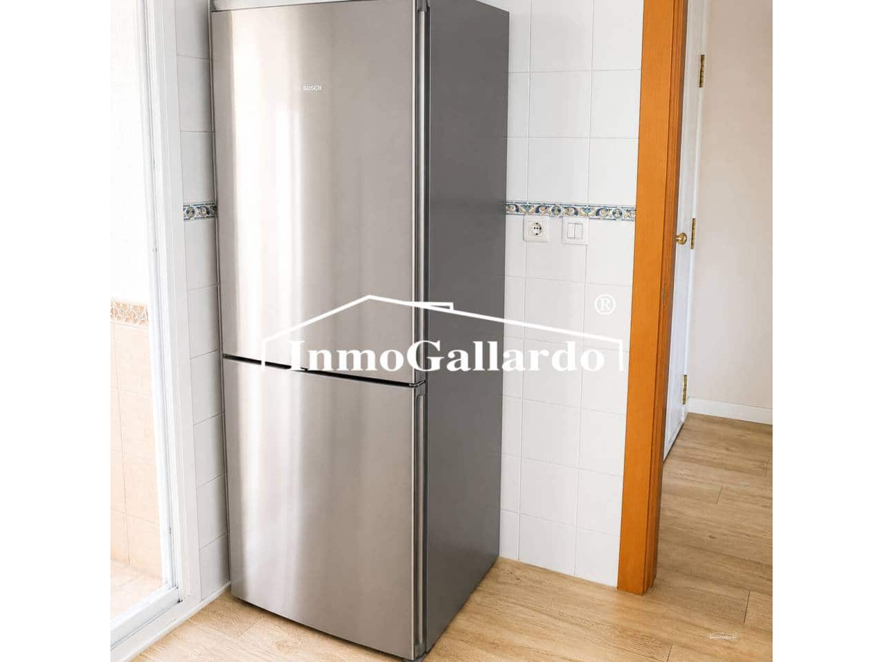 Piso de 3 habitaciones en Málaga ciudad en venta - 285.500 € (Ref: 10040295)