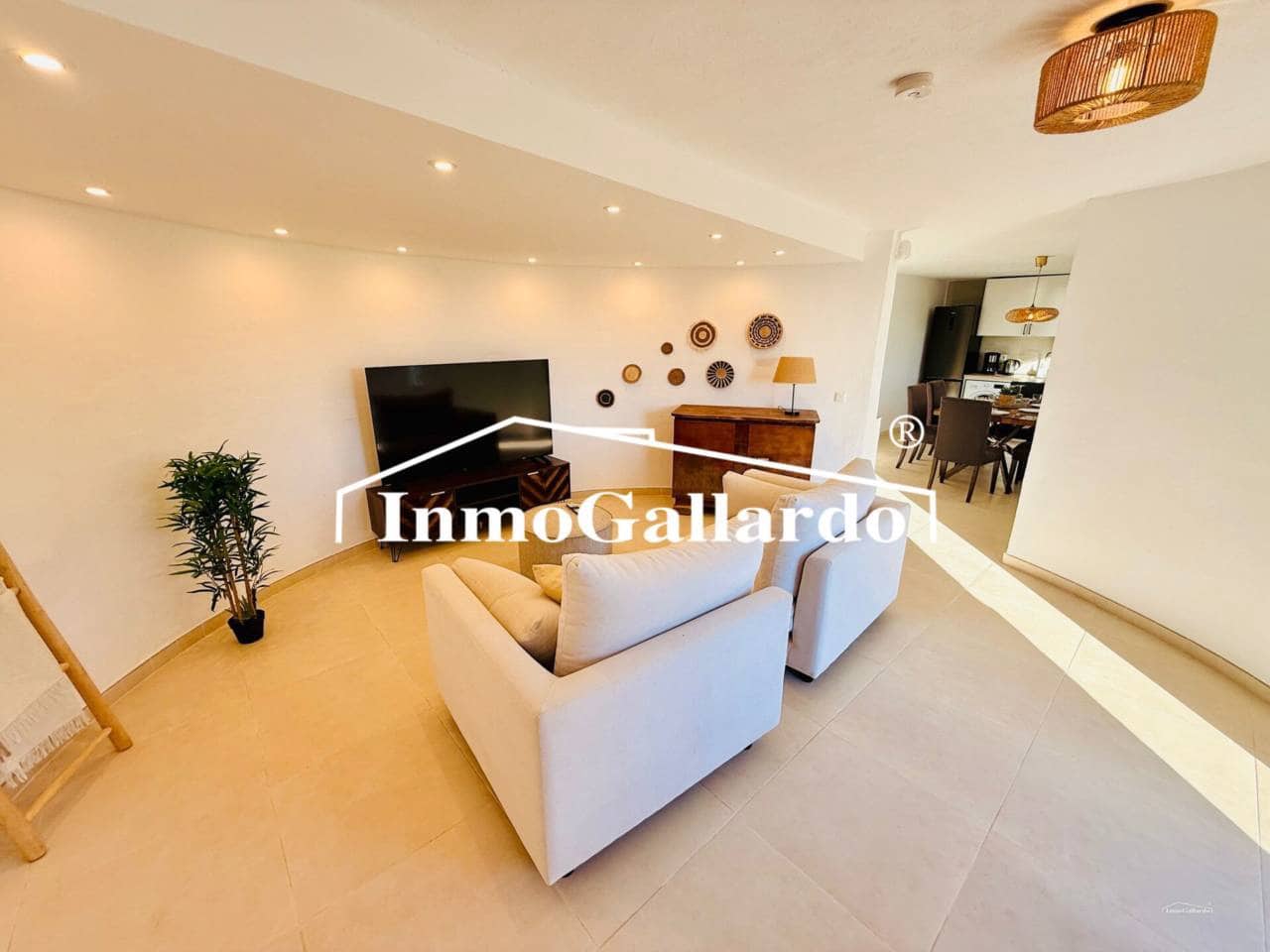 Casa de 2 habitaciones en Vélez-Málaga en alquiler con garaje - 1.400 € (Ref: 10048598)