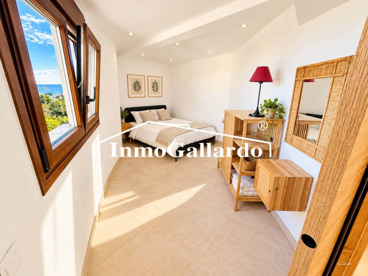 Casa de 2 habitaciones en Vélez-Málaga en alquiler con garaje - 1.400 € (Ref: 10048598)