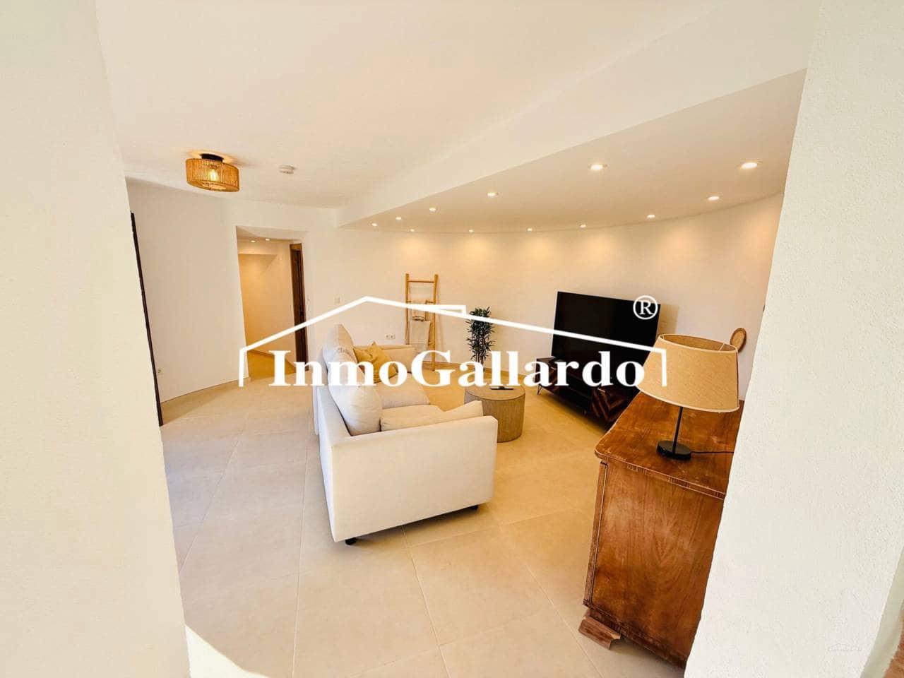 Casa de 2 habitaciones en Vélez-Málaga en alquiler con garaje - 1.400 € (Ref: 10048598)