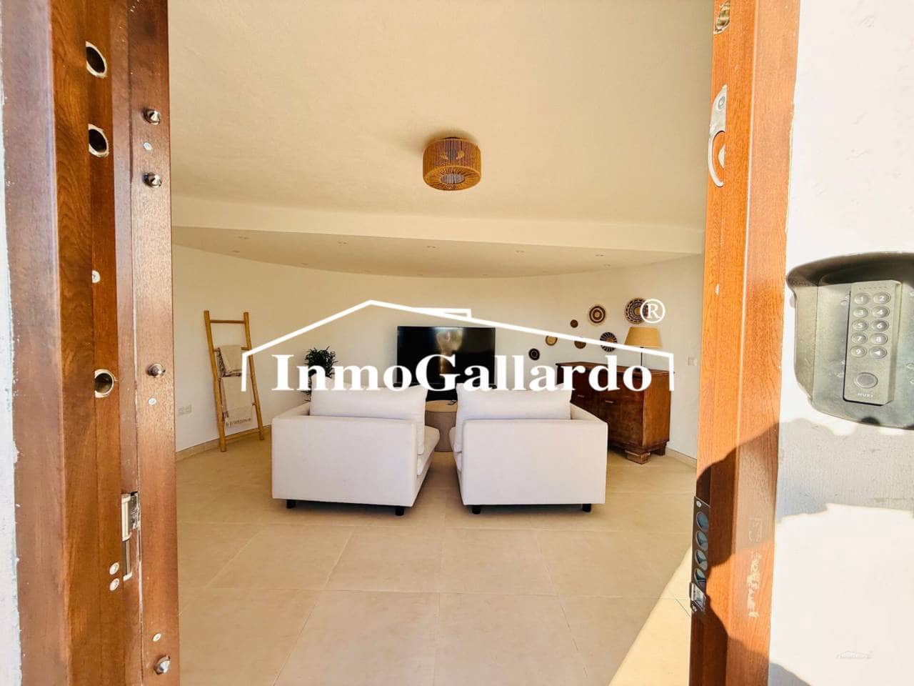 Casa de 2 habitaciones en Vélez-Málaga en alquiler con garaje - 1.400 € (Ref: 10048598)