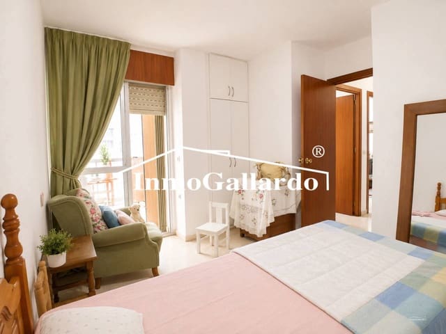 3 slaapkamer Flat te koop in El Palo, Málaga stad - € 450.000 (Ref: 10049897)