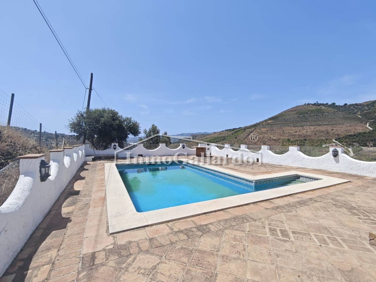 Chalet de 3 habitaciones en Los Romanes en venta con piscina garaje - 475.000 € (Ref: 10054592)