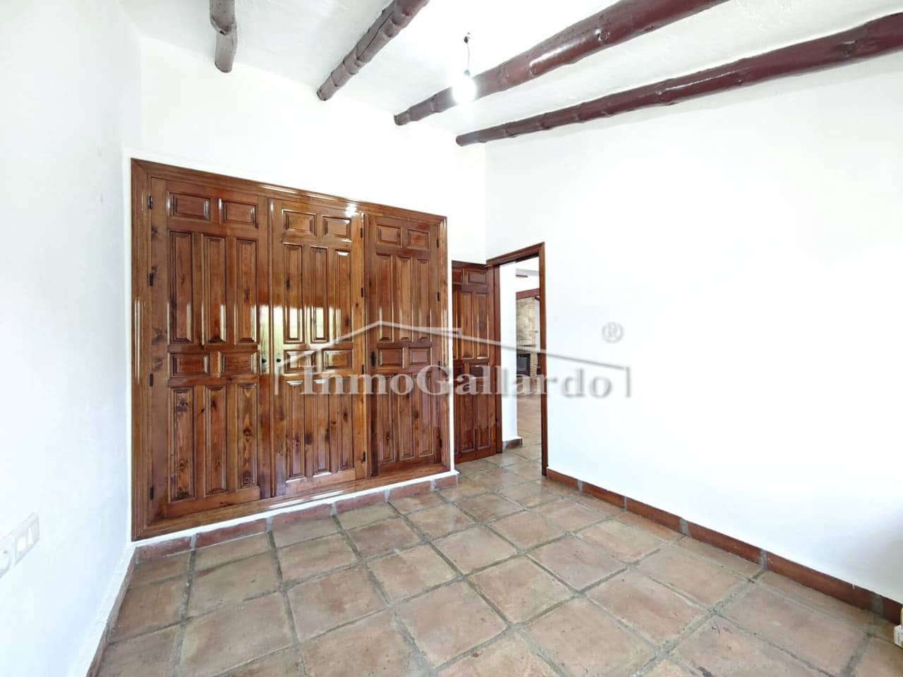 Chalet de 3 habitaciones en Los Romanes en venta con piscina garaje - 475.000 € (Ref: 10054592)