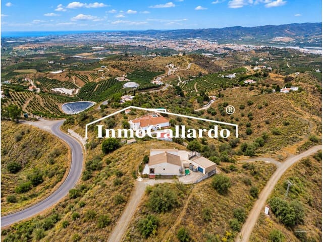4 makuuhuone Omakotitalo myytävänä paikassa Vélez-Málaga mukana 
autotalli - 423 000 € (Ref: 10080250)